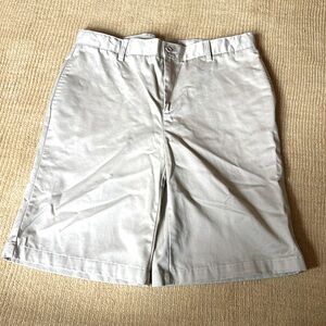 Lands’ End Uniform khaki shorts with adjustable waist band. Boy size 20 Husky